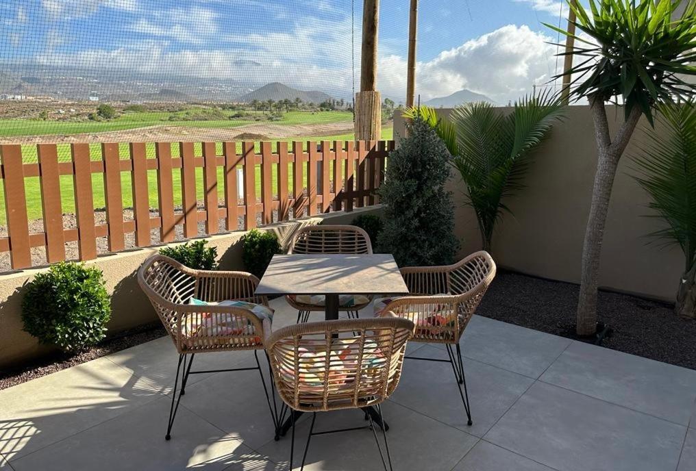 Golf Tenerife South XX Wheel Accessible Shower XX Free Wifi XX Private Pool 30 Degrees XX Two Terraces 30M2X60M2 Xxfree Parking XX Mountain View XX Flatscreen 65 Inch XX Сан Мигел де Абона Екстериор снимка