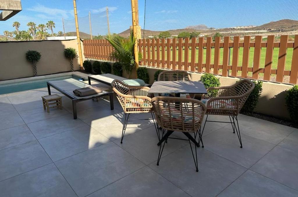 Golf Tenerife South XX Wheel Accessible Shower XX Free Wifi XX Private Pool 30 Degrees XX Two Terraces 30M2X60M2 Xxfree Parking XX Mountain View XX Flatscreen 65 Inch XX Сан Мигел де Абона Екстериор снимка